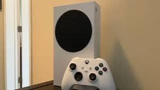 Xbox Series S 2 Controllers Charging Station