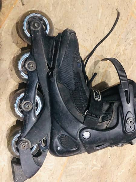 roller blade skates skating shoes in good condition 3