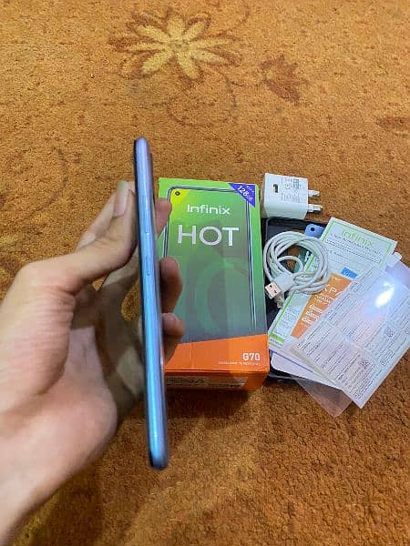 Infinix Hot 10 4/128 10/9 Mint Condition 5