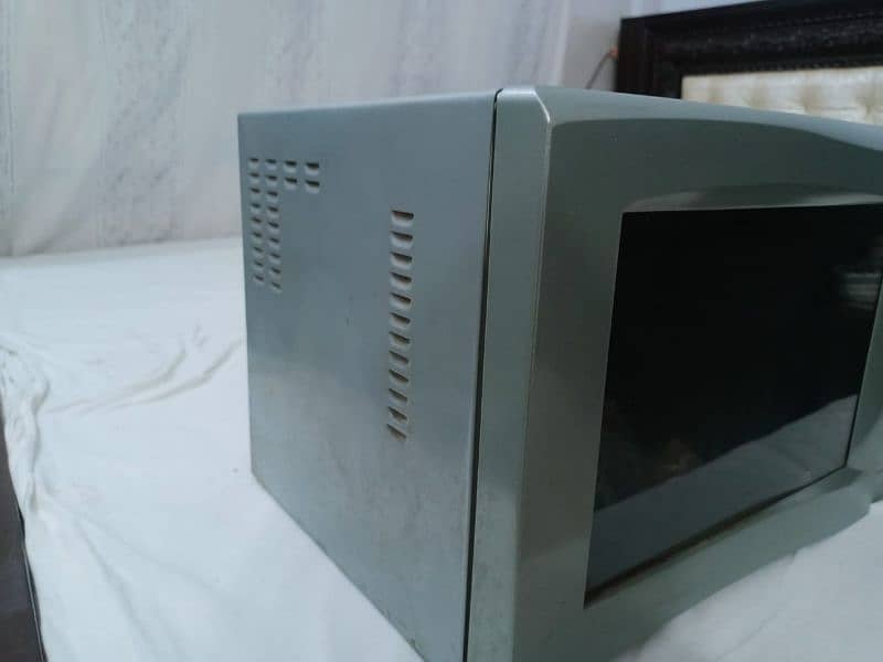 ORIGINAL SANYO OVEN BEST CONDITION 3