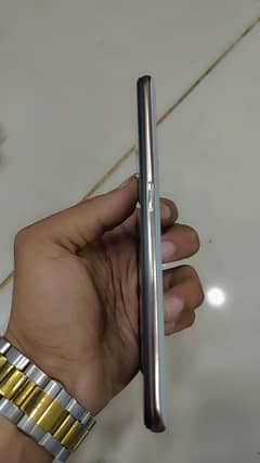 Oppo F11 6/128GB 0