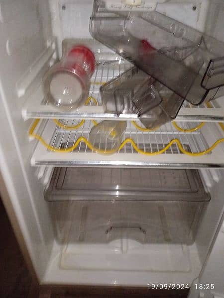 Dawlance fridge 2