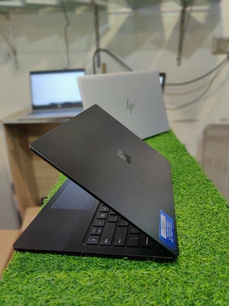 Microsoft surface laptop 3 core i7 10th gen 1