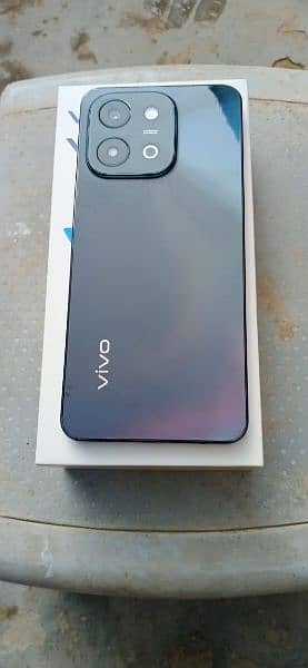 vivo y28 mobile  15 day used 1