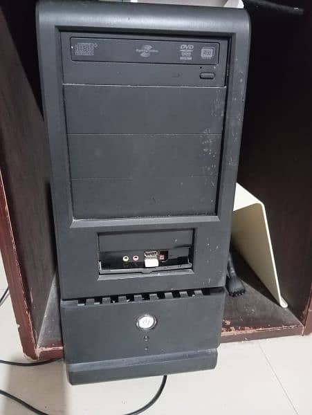 Gaming PC  4GB with AMD Graphics card (only CPU) 1