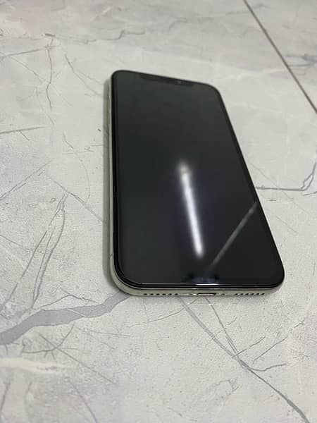 iPhone X 256GB PTA 3