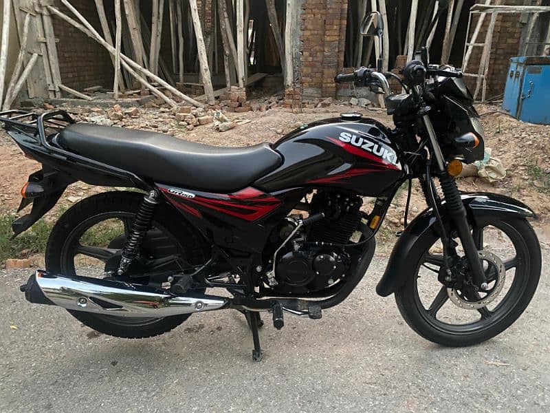 Suzuki GR 150 2