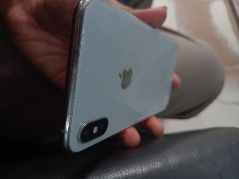 iphone xs max 1