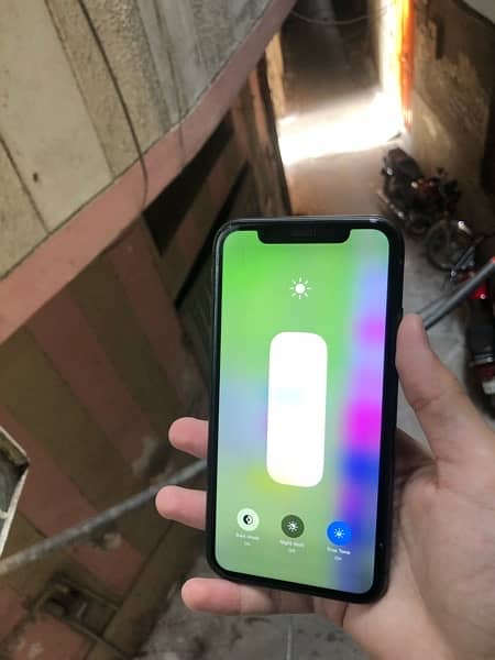 iPhone 11 FU Waterpack 64GB 2