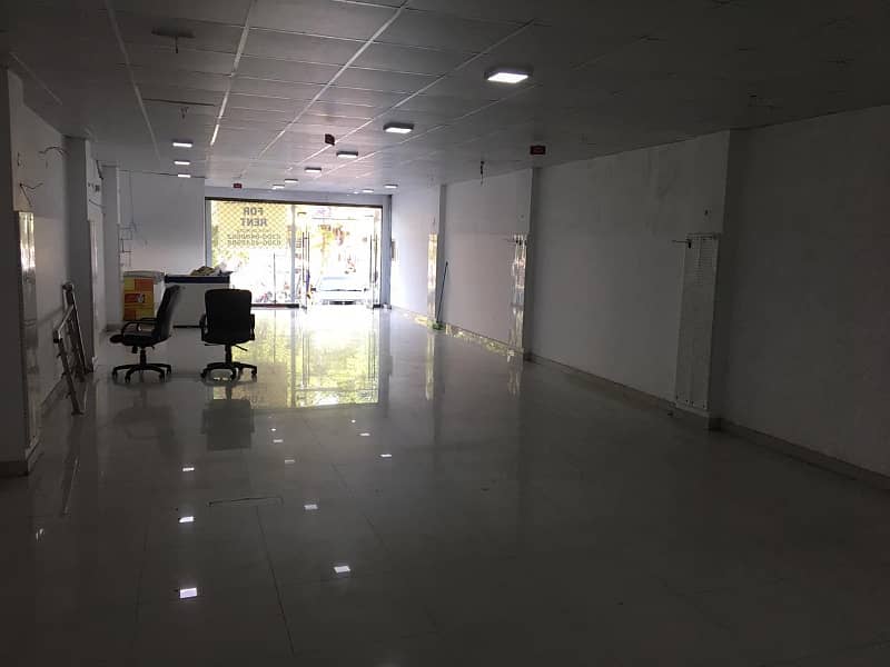 ground floor Hall for rent in johar town near jinaah hospital 0