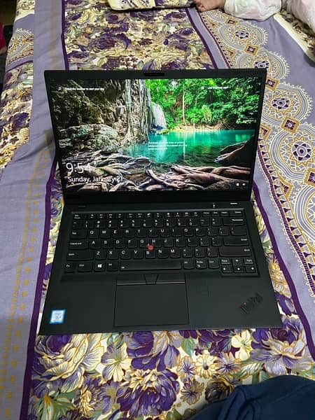 Lenovo x1 carbon 8th Generation 6