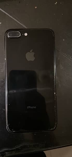 I phone 7 plus 128 GB Black shine 1