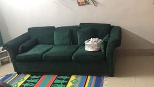 3 seater luxurious victorian big seat sofa availabe 0