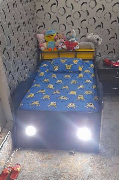 CAR BED FOR KIDS WITH LIGHTS 1