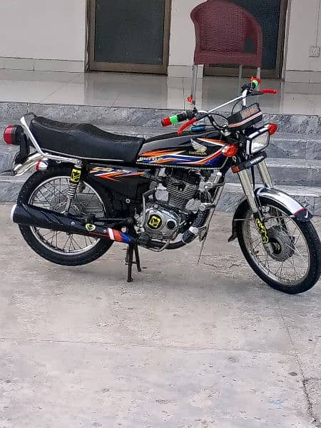 Honda CG 125  Model 2018 fresh condition 10/10 3