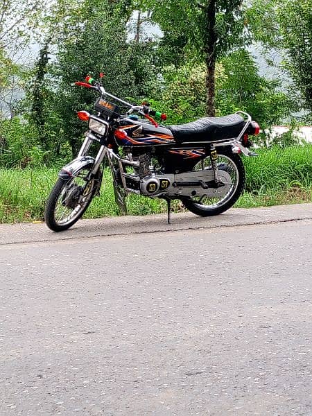 Honda CG 125  Model 2018 fresh condition 10/10 4