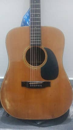 I m selling Taka mine and Co 1962 guitar second hand with low price