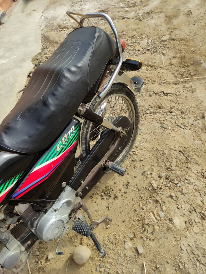 urgent sell honda 2017 model 6