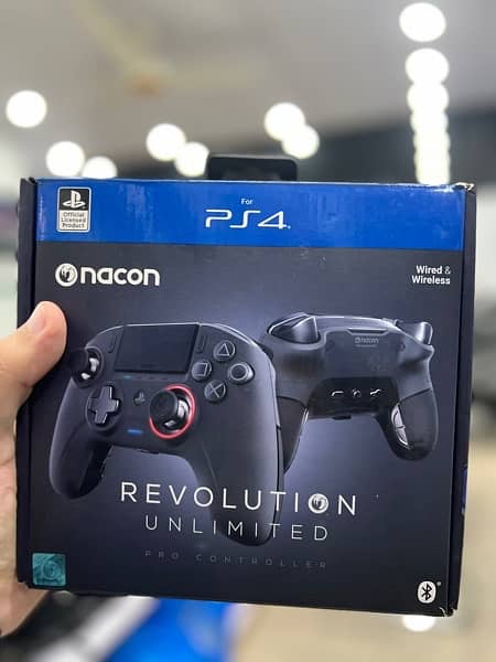 PS4 Nacon revolution controller 0