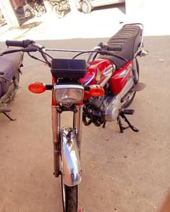 Honda CG 125 model 2016 for urgent sale