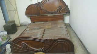 queen size bed