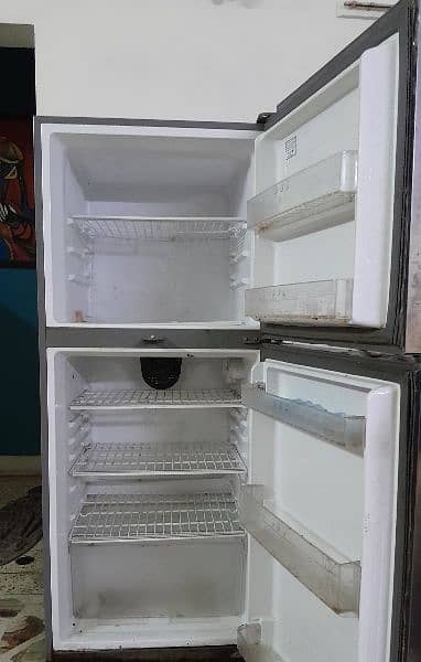 Haier Refrigerator (Deep Frost) 2