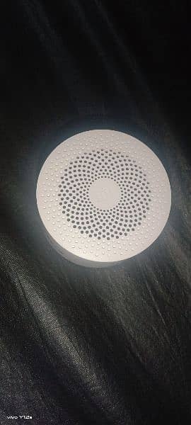 realme original speaker new condition 10 by 10 only 2 days used for 0