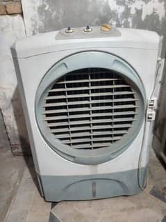 air cooler condition 10/8 kahi se b tota ni ha.