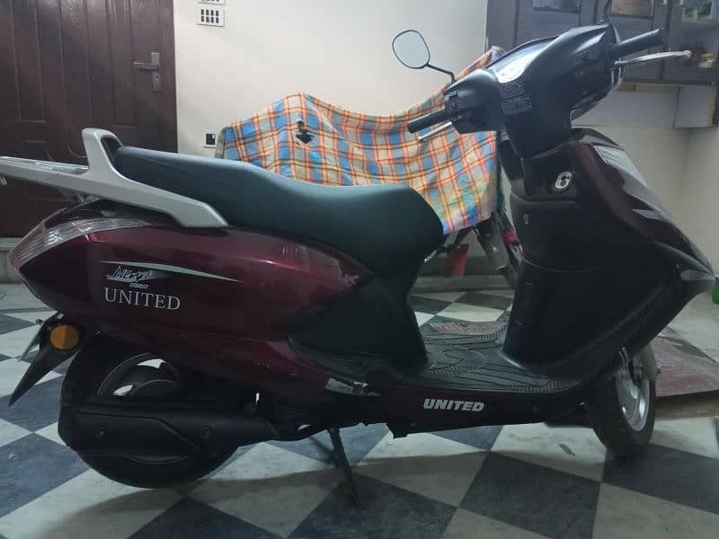 United scooty 100cc urgent for sale 0