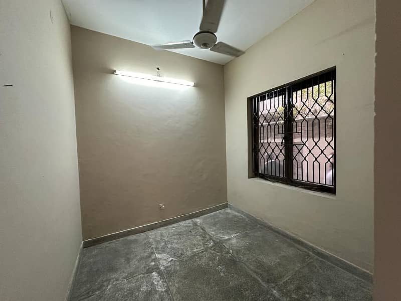 10- Marla 03- Bedrooms Available for RENT in Askari-9, Lahore Cantt 15