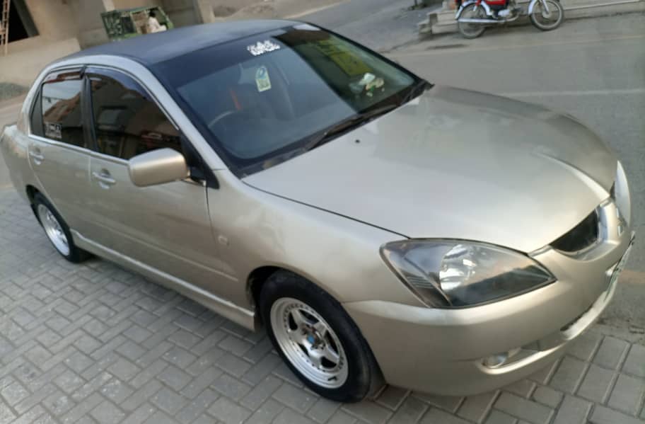 HOME USE LANCER GLX 1300CC(japani)VERY NEAT&CLEAN LIKE NEW 03009659991 6