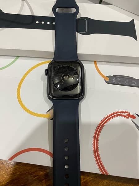 apple watch SE brand new 44mm GPS 3