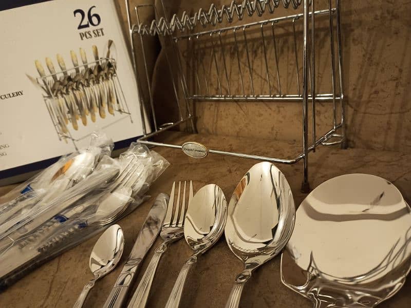 new good quality branded cutlery 26 pieces set. 7