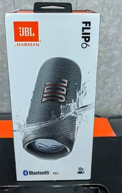 JBL Flip 6 bluetooth speakers