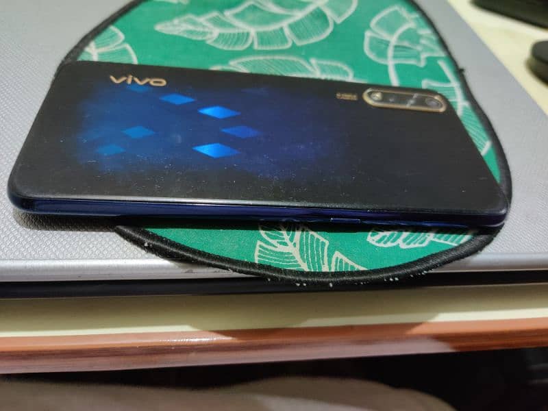 Good Condition Vivo S1 Mobile 0