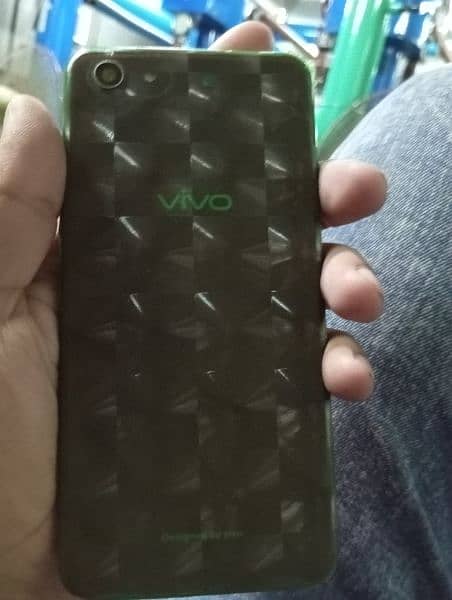 Vivo y83 1