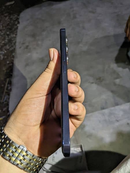 VIVO Y 100 OPEN BOX 3