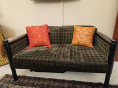 2 seater sofa ( selling two of these sofas so total 4 seater) 0