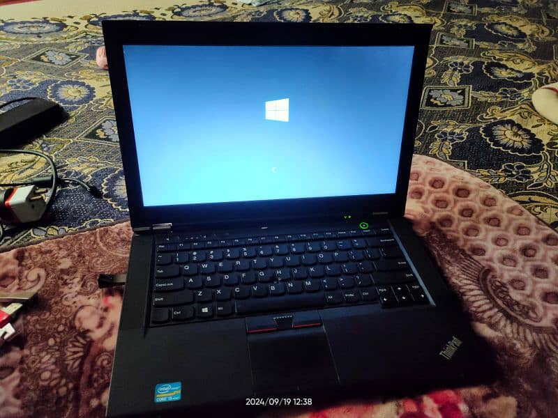 Lenovo Thinkpad laptop 8