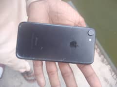 Urgent  sale  iphone 7 PTA aprf