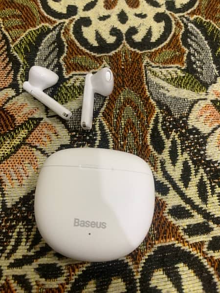 Airpods 1