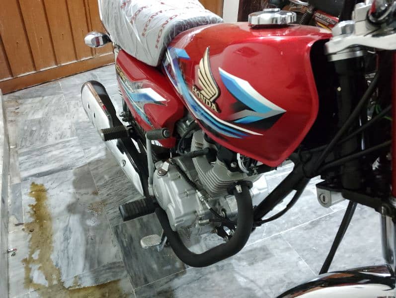 Sasta Honda 125 6