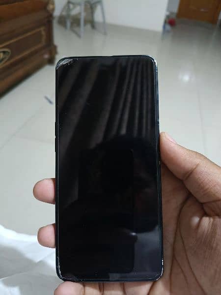 oppo reno 2 with box charger 8GB RAM 256GB ROM snapdragon processor 9