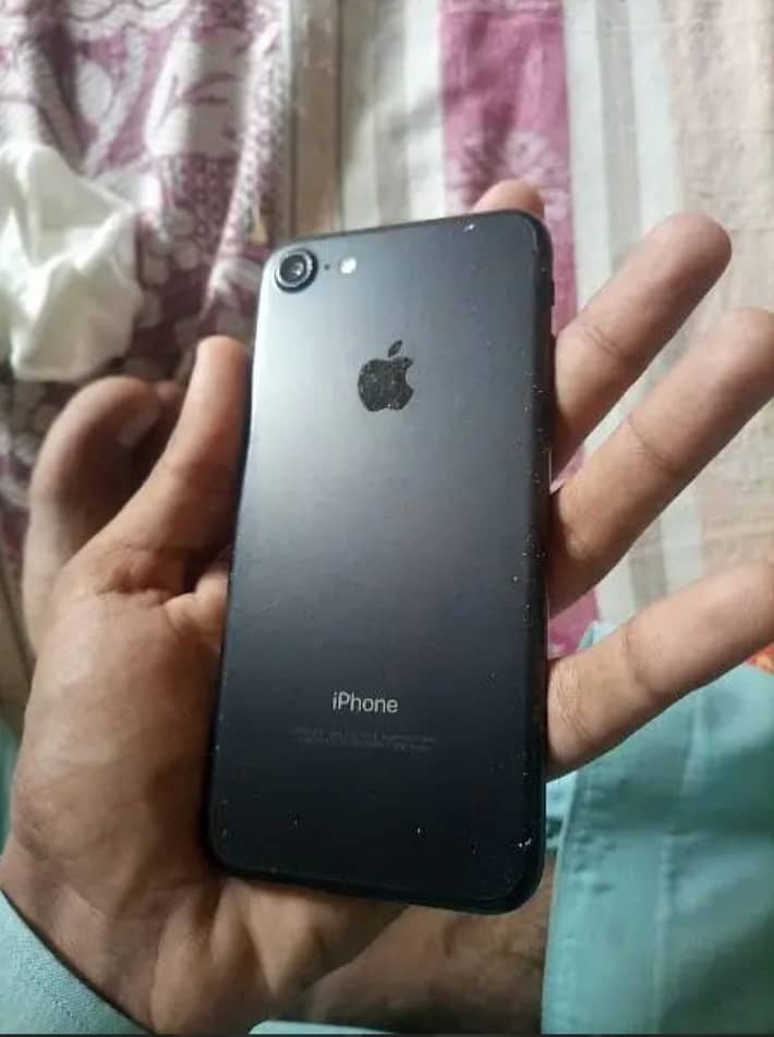 Iphone 7 128 gb pta approved jv 1