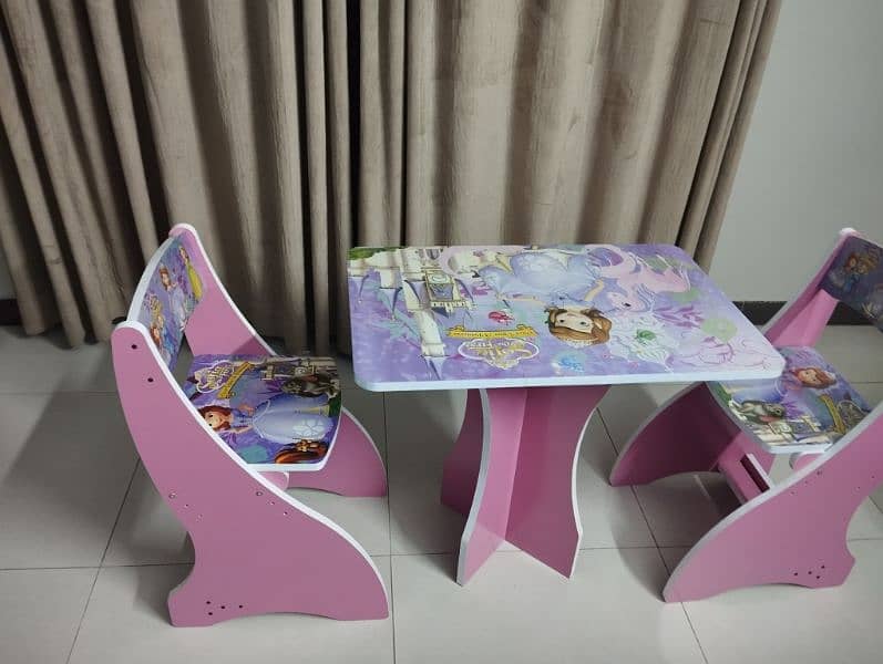 kids table and chair 1