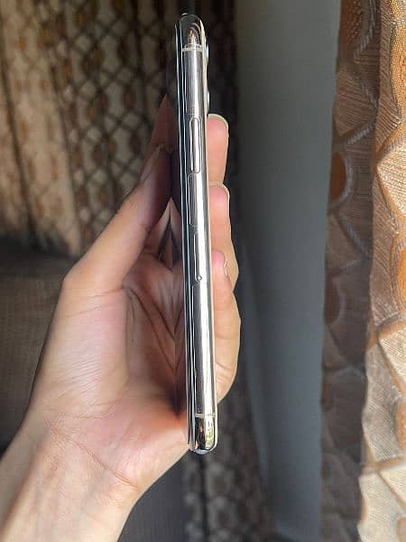 Iphone 11 pro 256gb pta approved 2