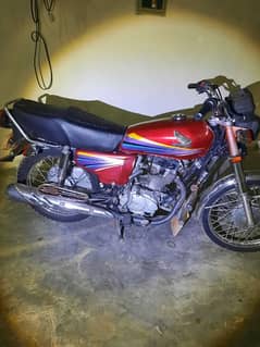 Honda 125  Motorcycle