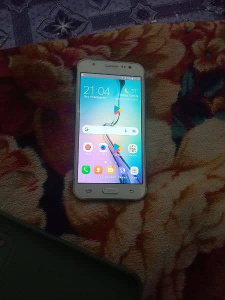 Samsung J5 2GB 8GB memory 7000 1