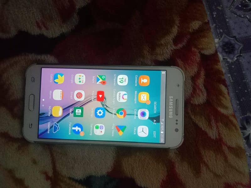 Samsung J5 2GB 8GB memory 7000 4