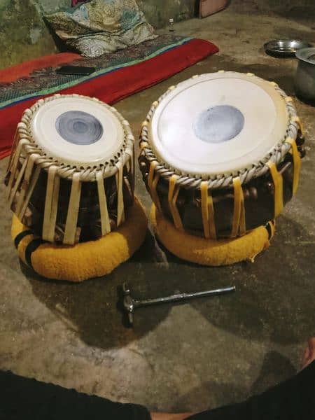 Tabla urgent need money so for sell 3